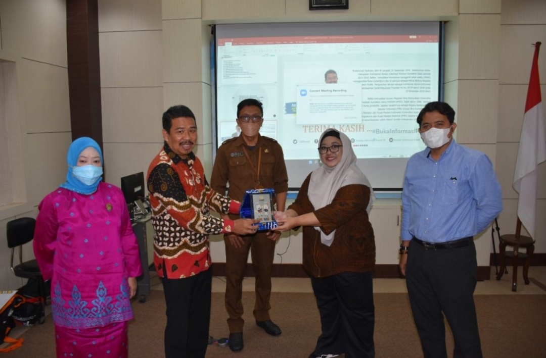 KOMISI INFORMASI PUSAT APRESIASI KETERBUKAAN INFORMASI PEMPROV SULAWESI SELATAN